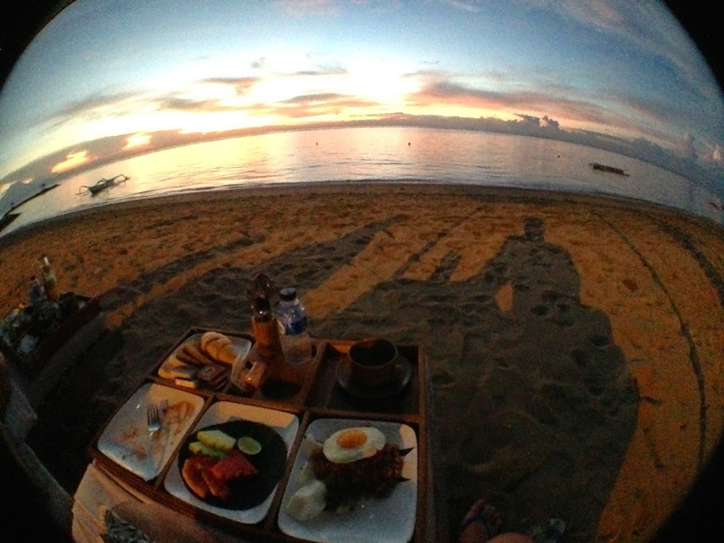 最後半天的 highlight 毋庸置疑的給了 ISO 爆表的肉桂日出早餐。